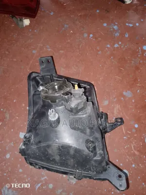 Suzuki Alto 2005 (Pino) Headlight