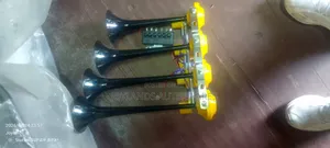 Paralila Horn 4pipe Yellow Black(6 Sounds)