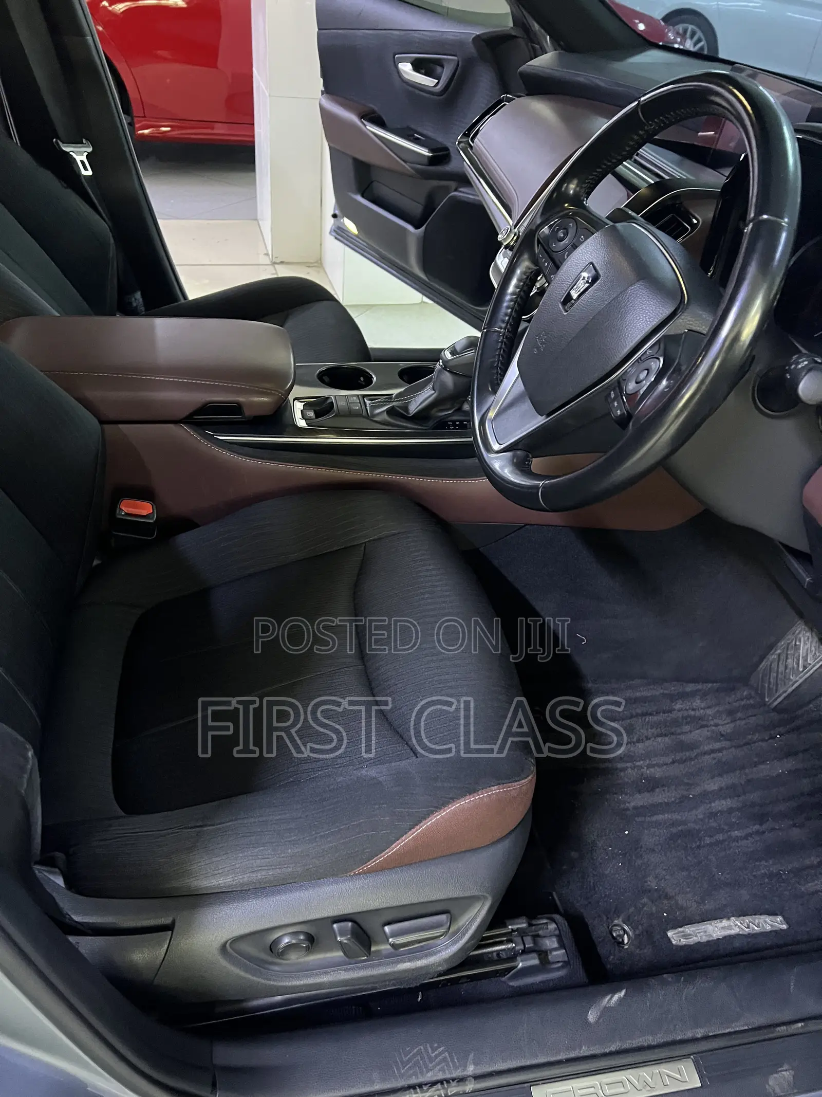 Toyota Crown 2019 Gray