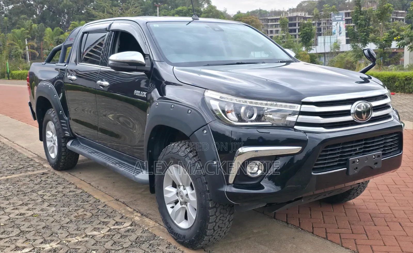 Toyota Hilux 2019 Black