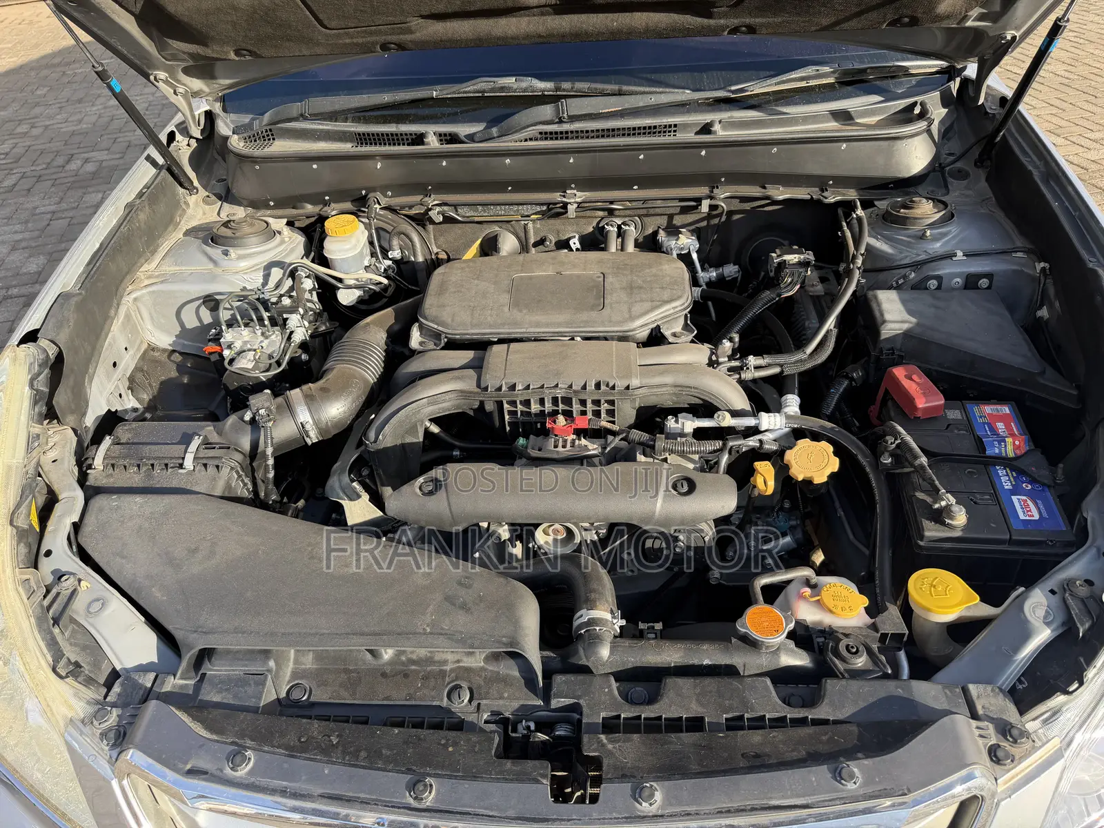 Subaru Outback 2.5i Premium 2011 Silver