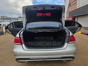 Mercedes-Benz E250 2016 Silver
