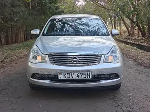 Nissan Bluebird 2007 Silver
