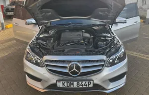 Mercedes-Benz E250 2016 Silver