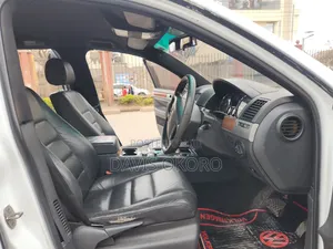 Volkswagen Touareg 2007 White