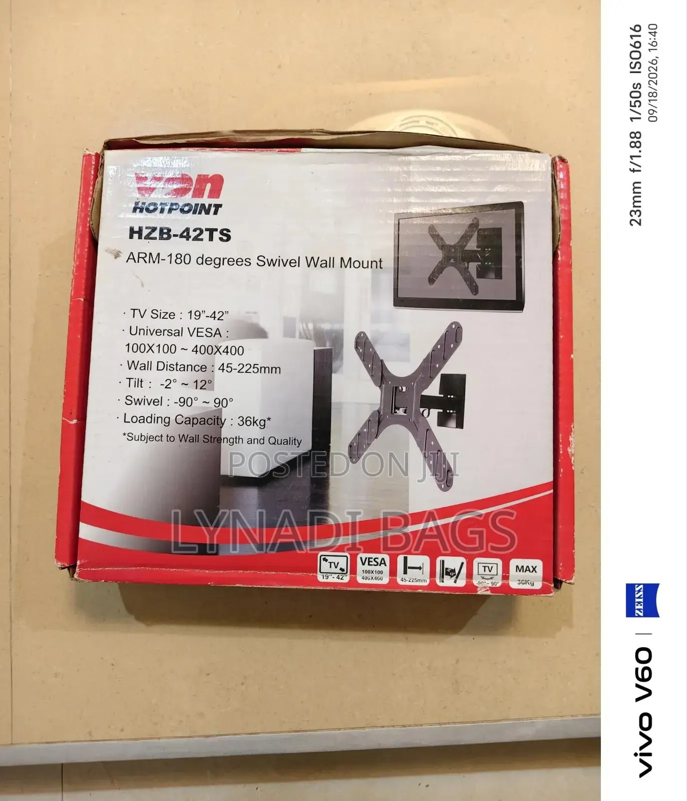 VON Hotpoint HZB-42TS Swivel TV Wall Mount 19–42" – Unused