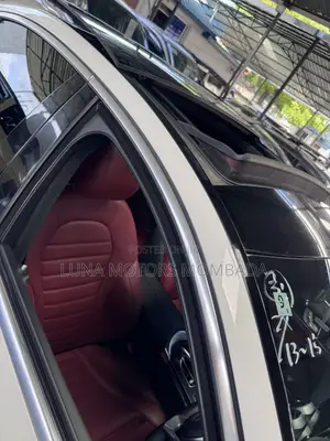 Mercedes-Benz C220 2020 White