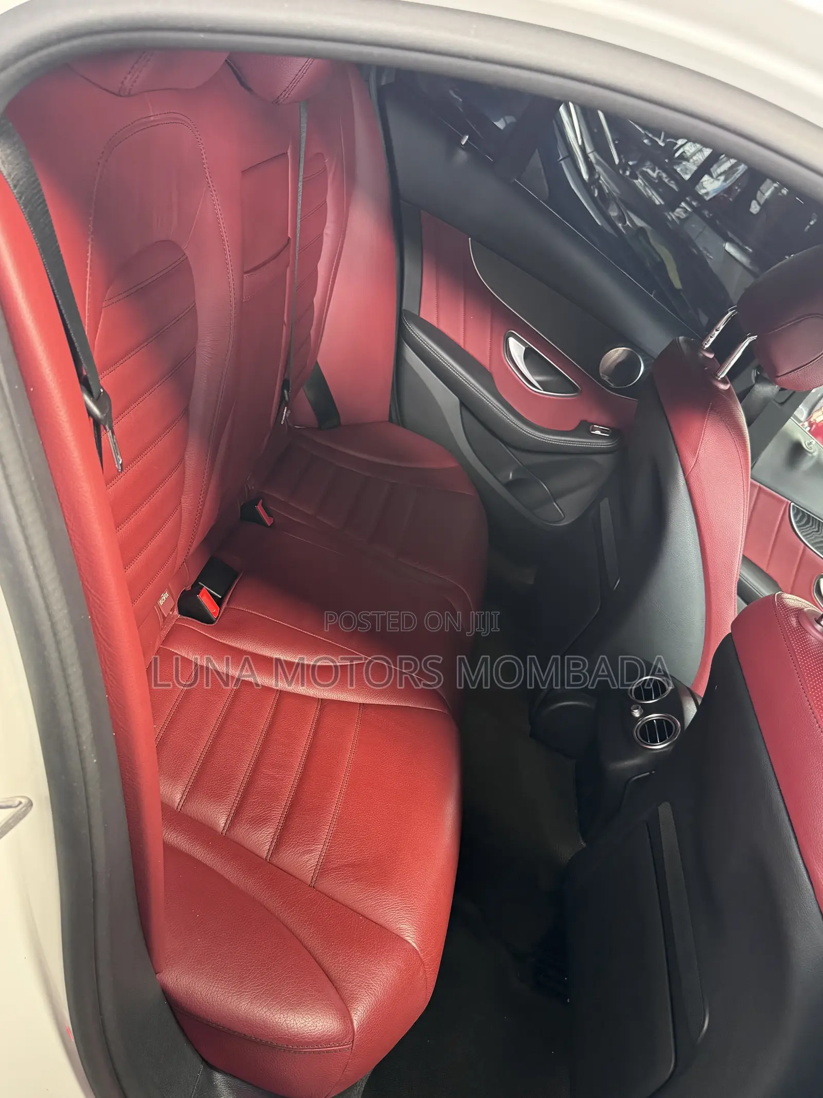 Mercedes-Benz C220 2020 White