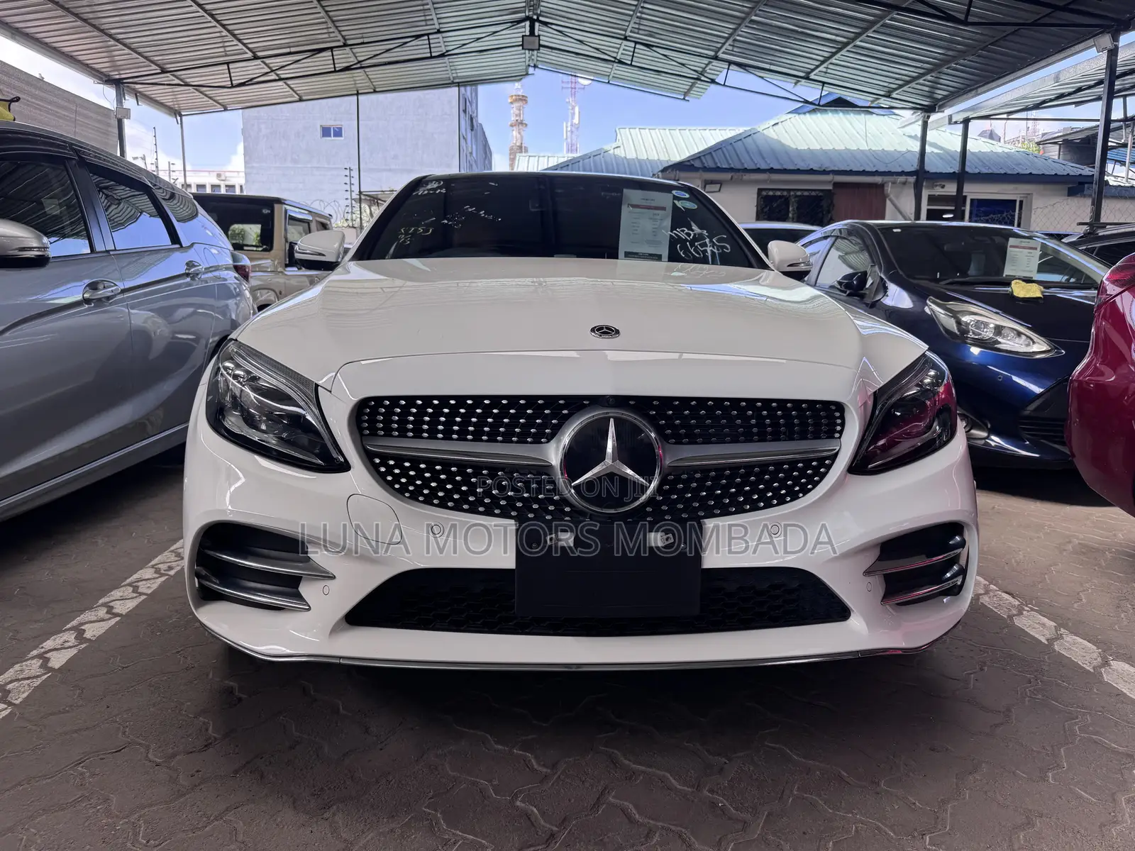 Mercedes-Benz C220 2020 White