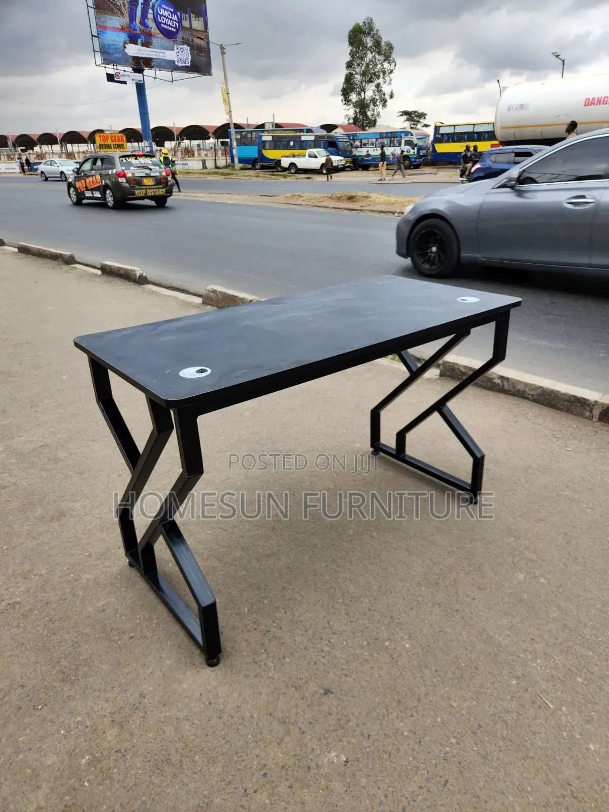 Modern Executive Office Desk – Black