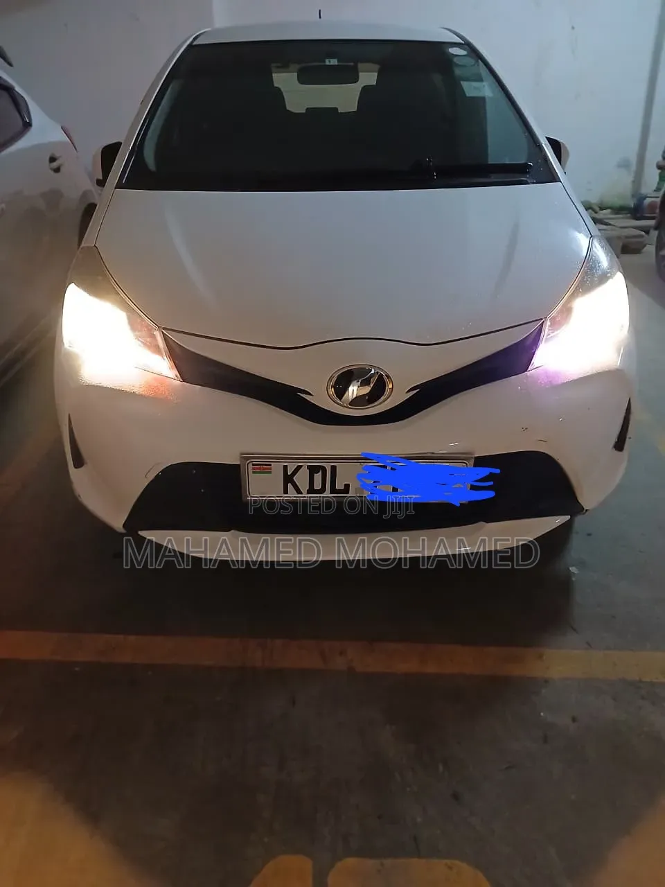 Toyota Vitz 2016 White