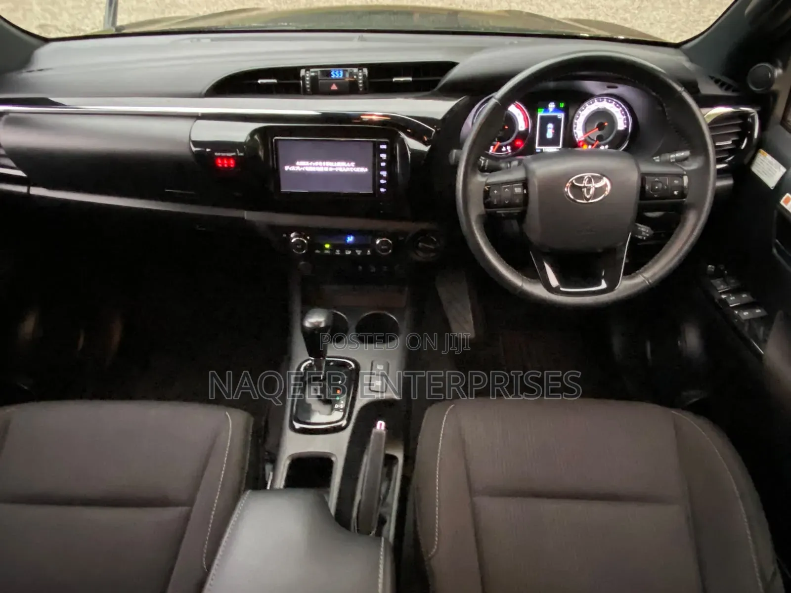Toyota Hilux 2019 Black