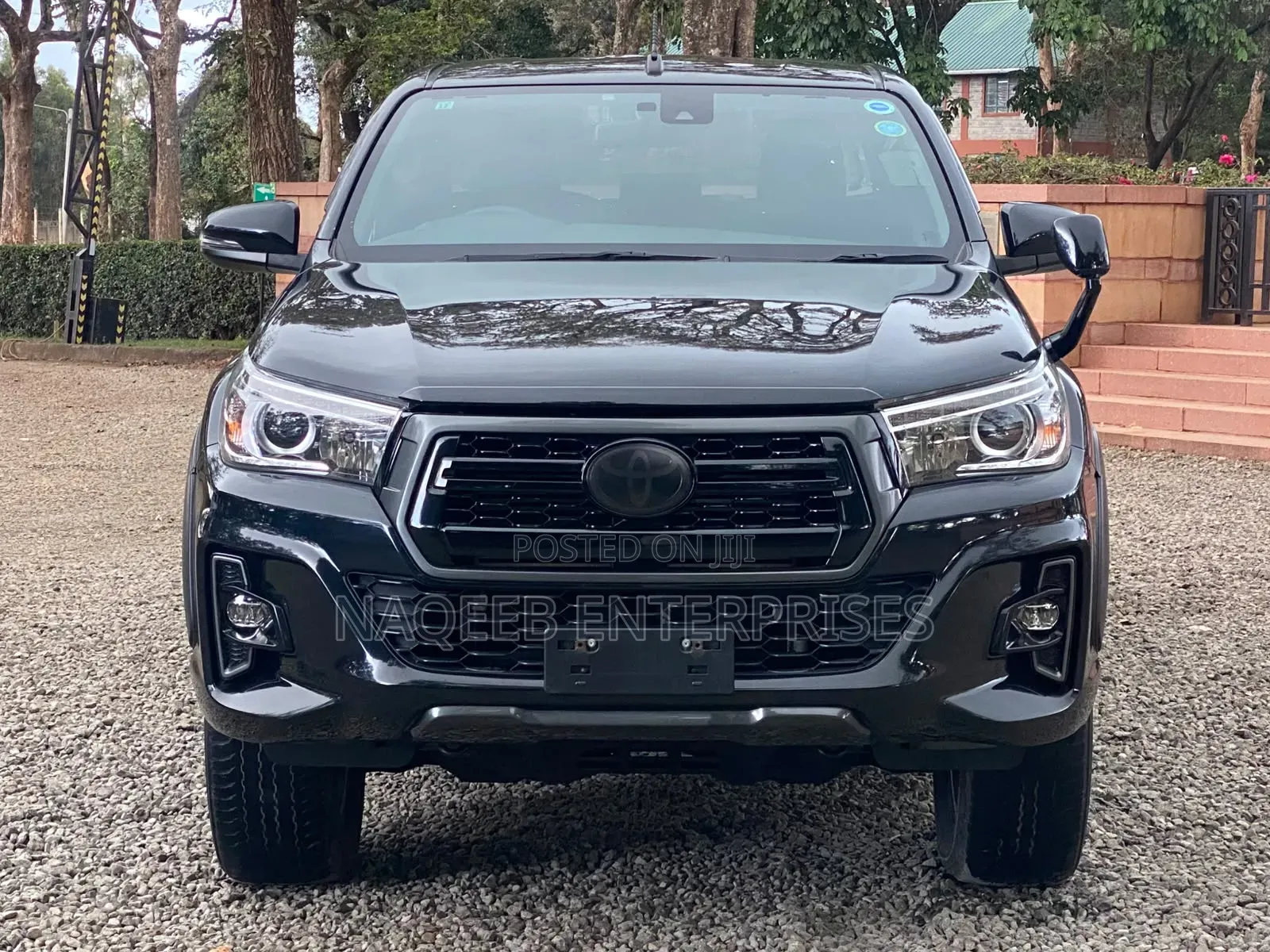 Toyota Hilux 2019 Black
