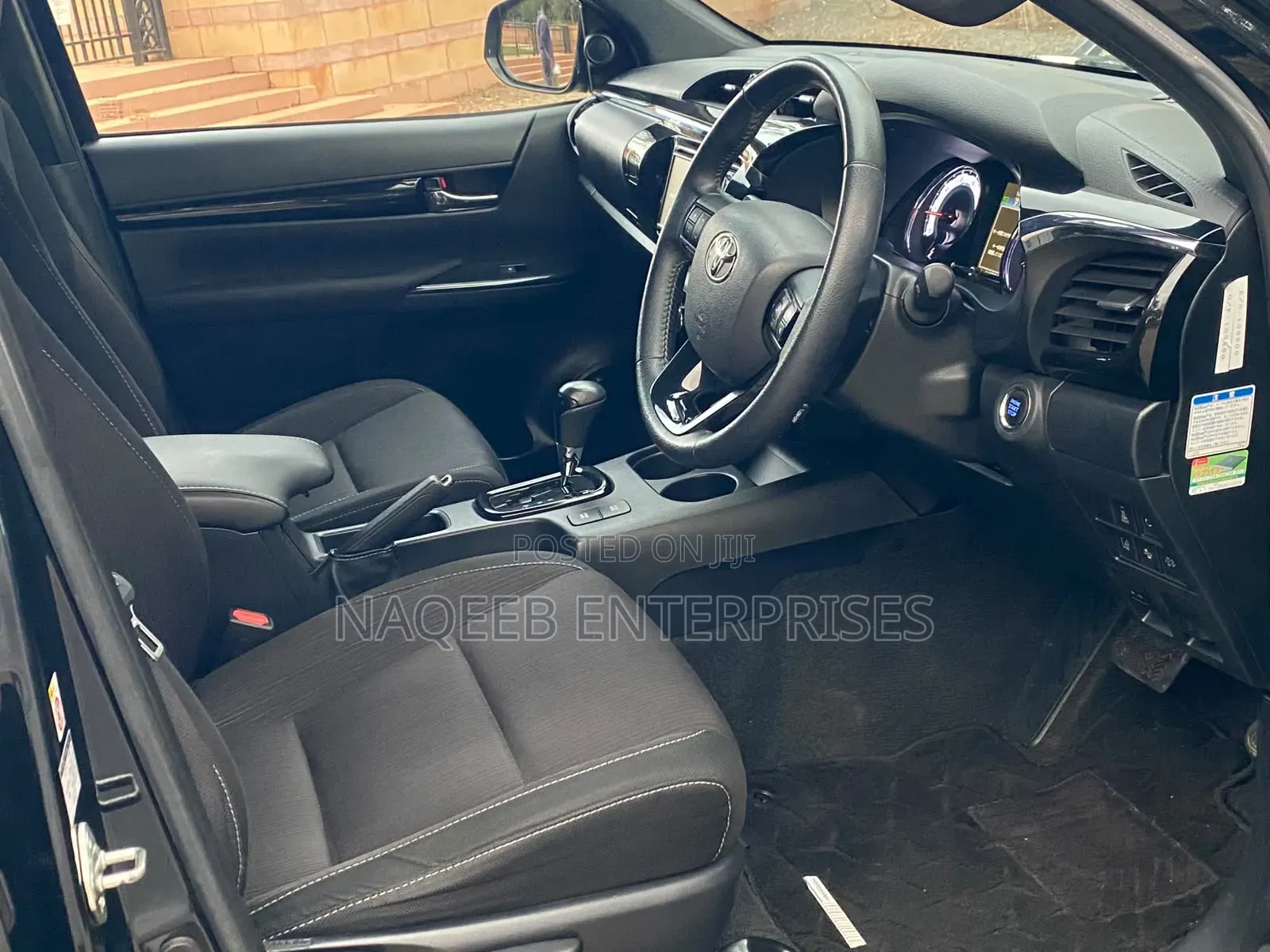 Toyota Hilux 2019 Black