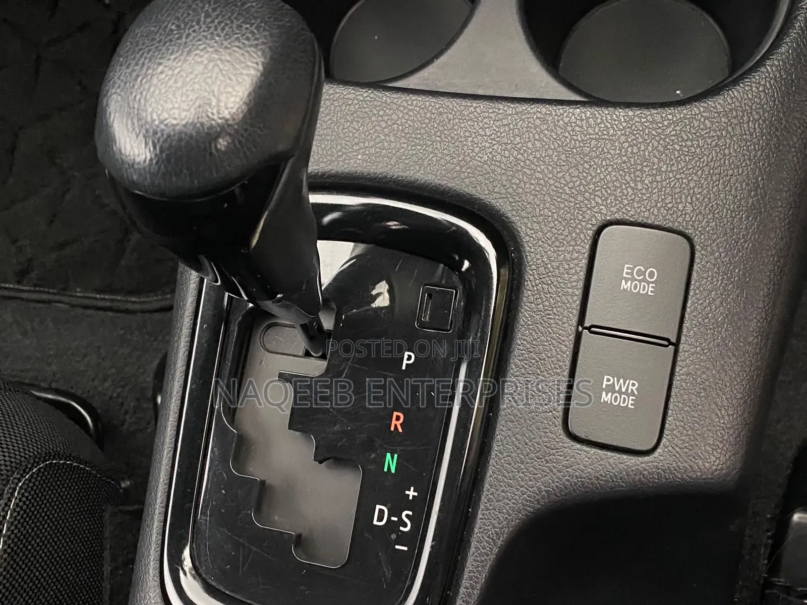 Toyota Hilux 2019 Black