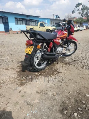 TVS HLX Plus ES 2025 Red