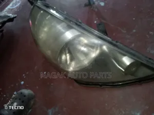 Honda Fit 2005 Headlight