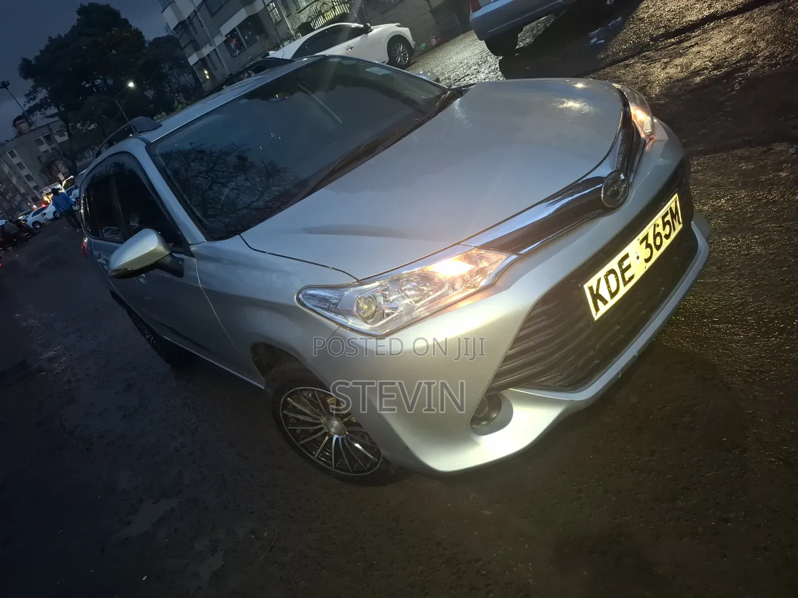 Toyota Corolla Fielder 2015 Silver