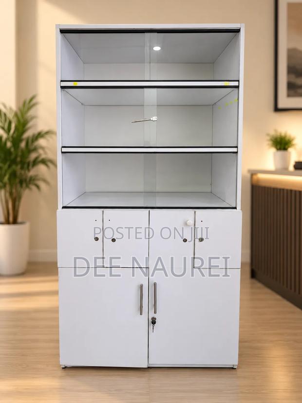 White Salon Cosmetics Display Cabinet With Storage