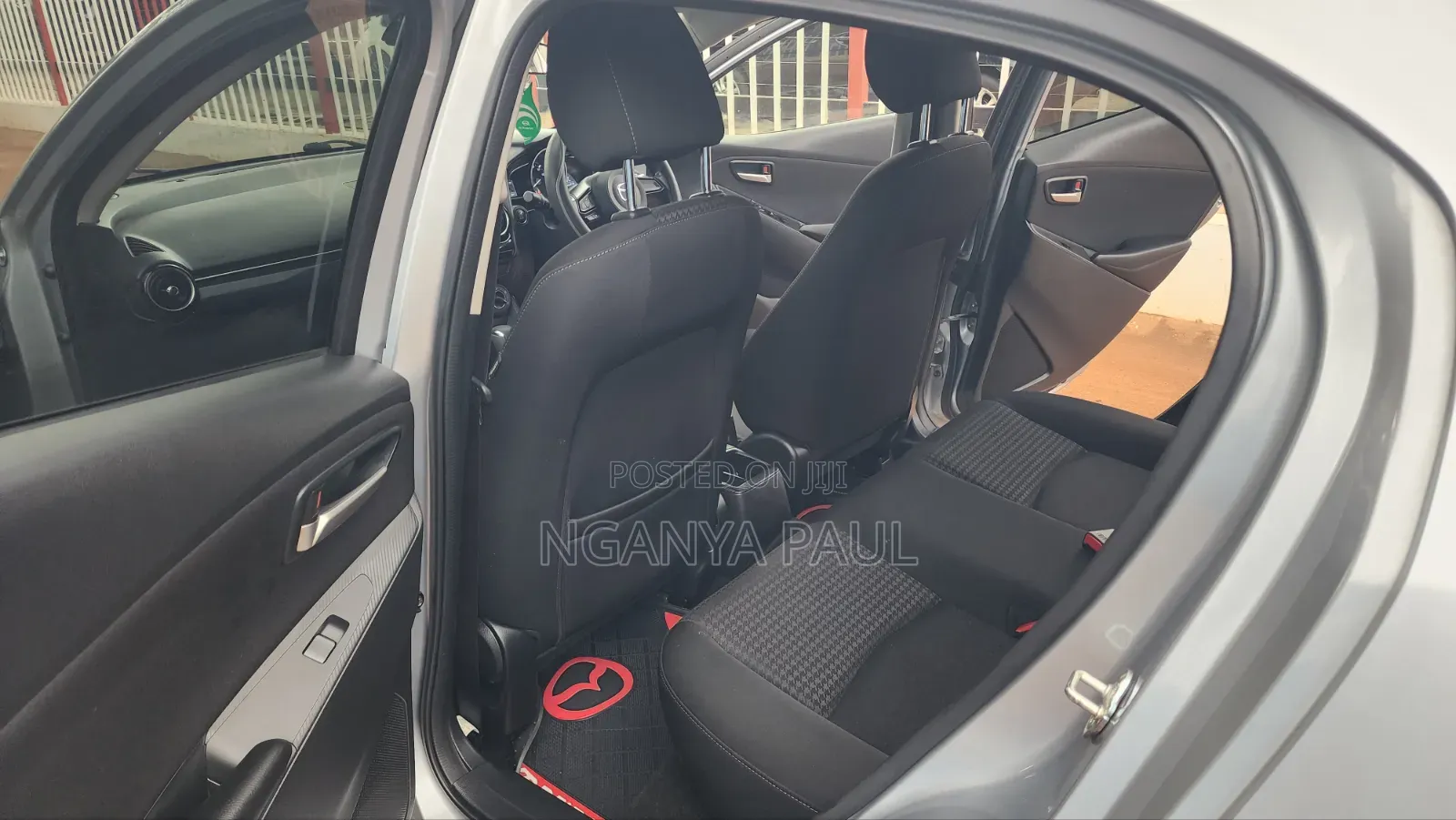 Mazda Demio 2018 Silver