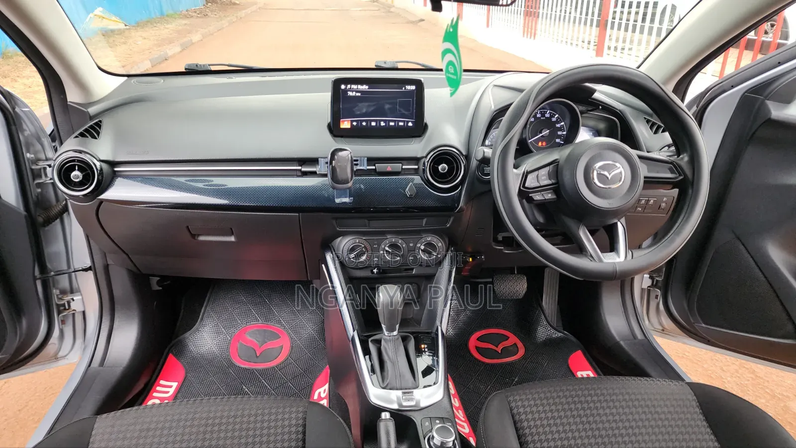 Mazda Demio 2018 Silver