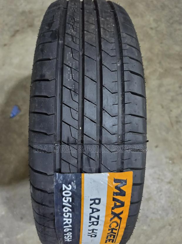 205 /65 R16 Maxchee Tires. - thumbnail 3