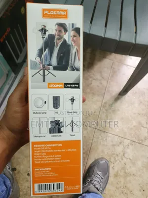 Live Broadcasting Phone Stand With Double Fill Light and Tracker