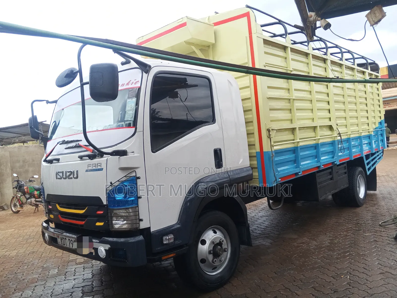 Isuzu FRR 90