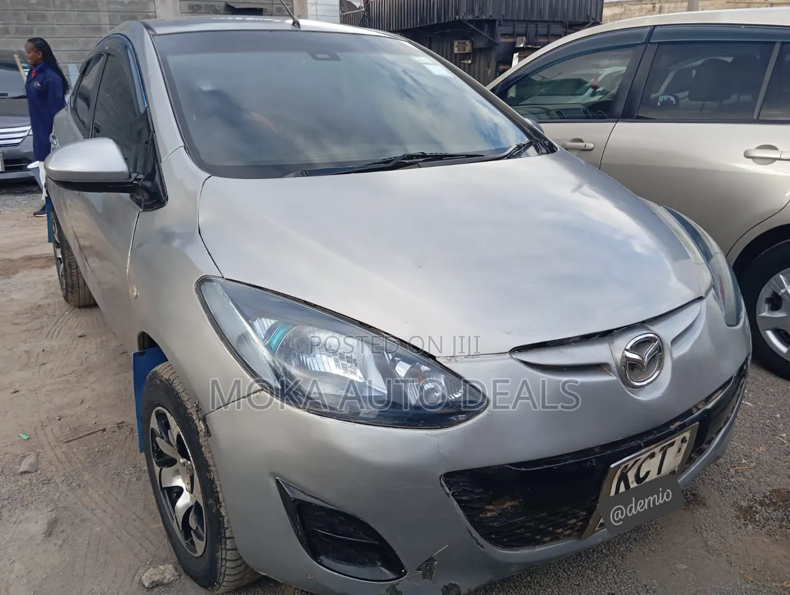 Mazda Demio 2011 Silver