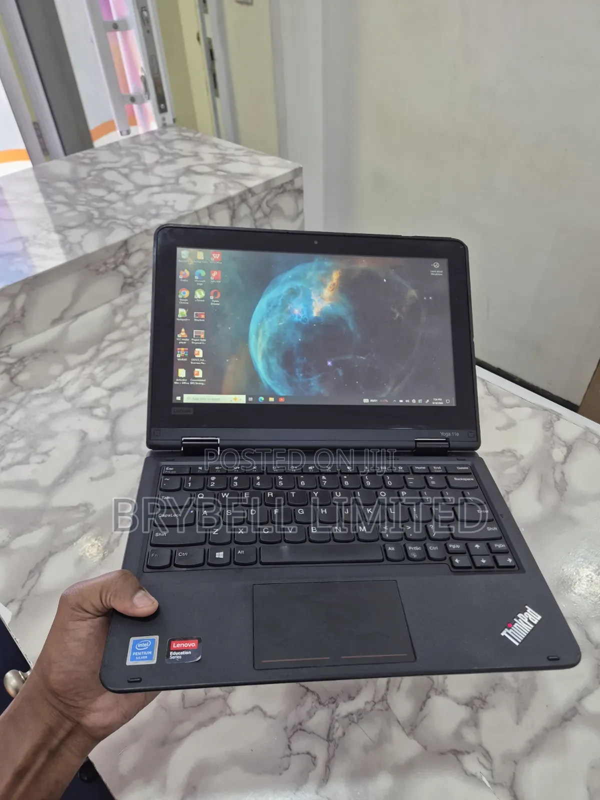 Laptop Lenovo Yoga 11e 4GB Intel Pentium SSD 128GB