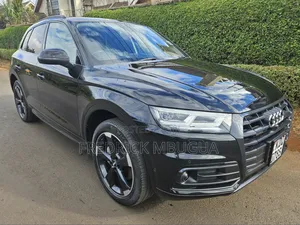 Audi Q5 2.0T Tech Premium AWD quattro 2018 Matt Black