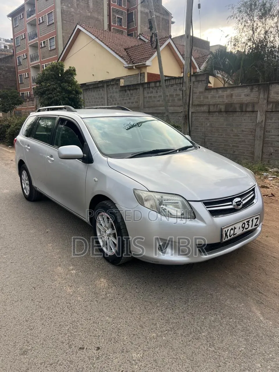 Toyota Corolla Fielder 2012 Silver