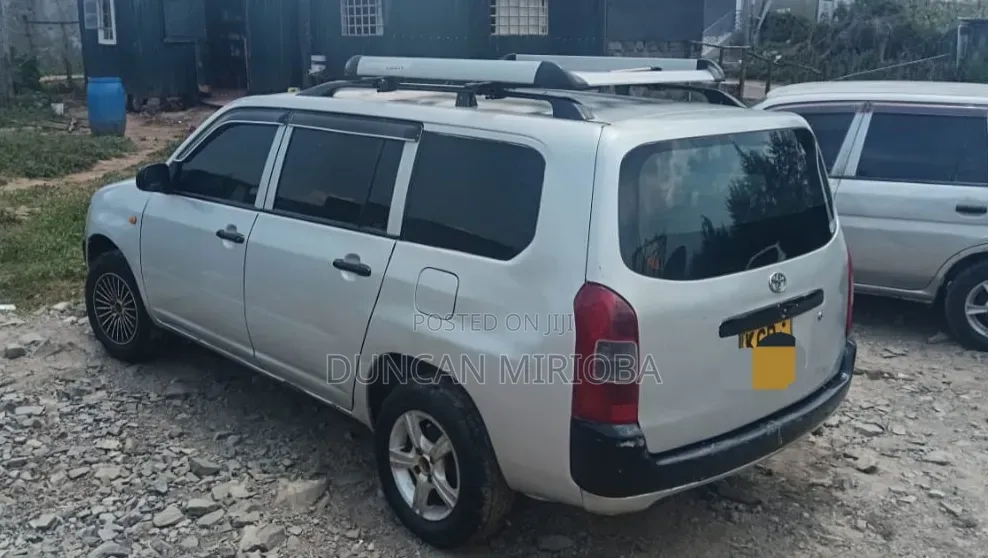Toyota Probox 2012 Silver