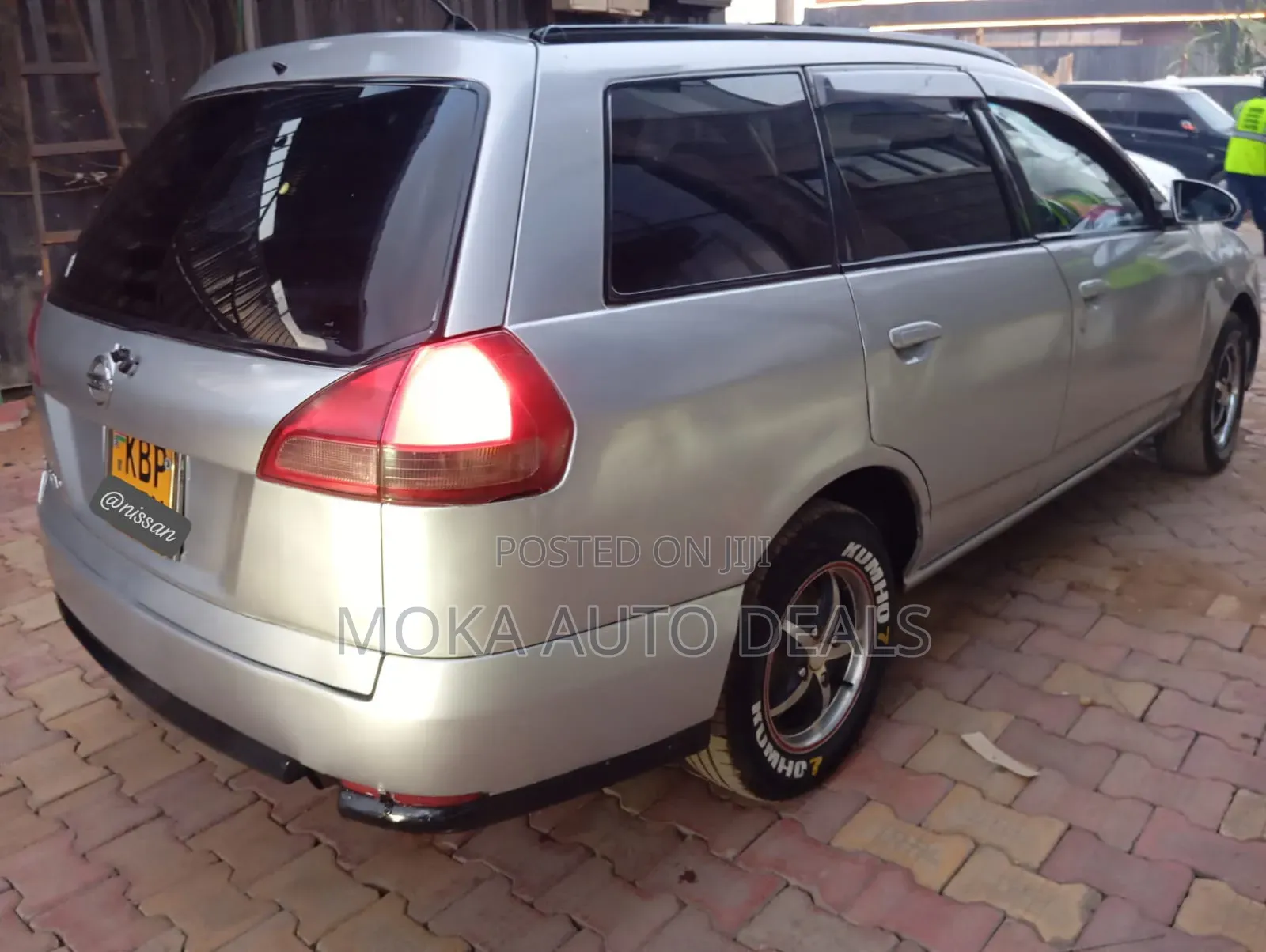 Nissan Wingroad 2005 Silver