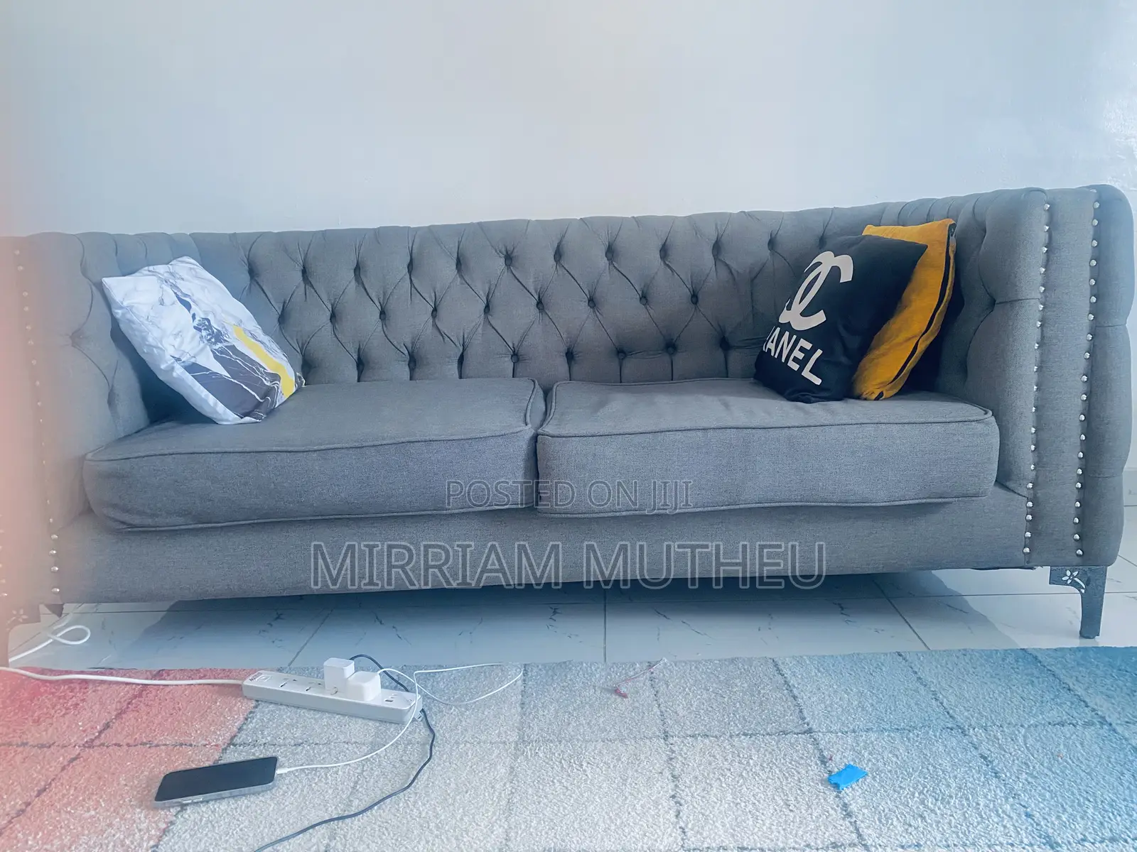 5 Seater Sofa Set in Good Condition