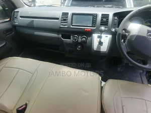 Toyota HiAce 2020 Blue