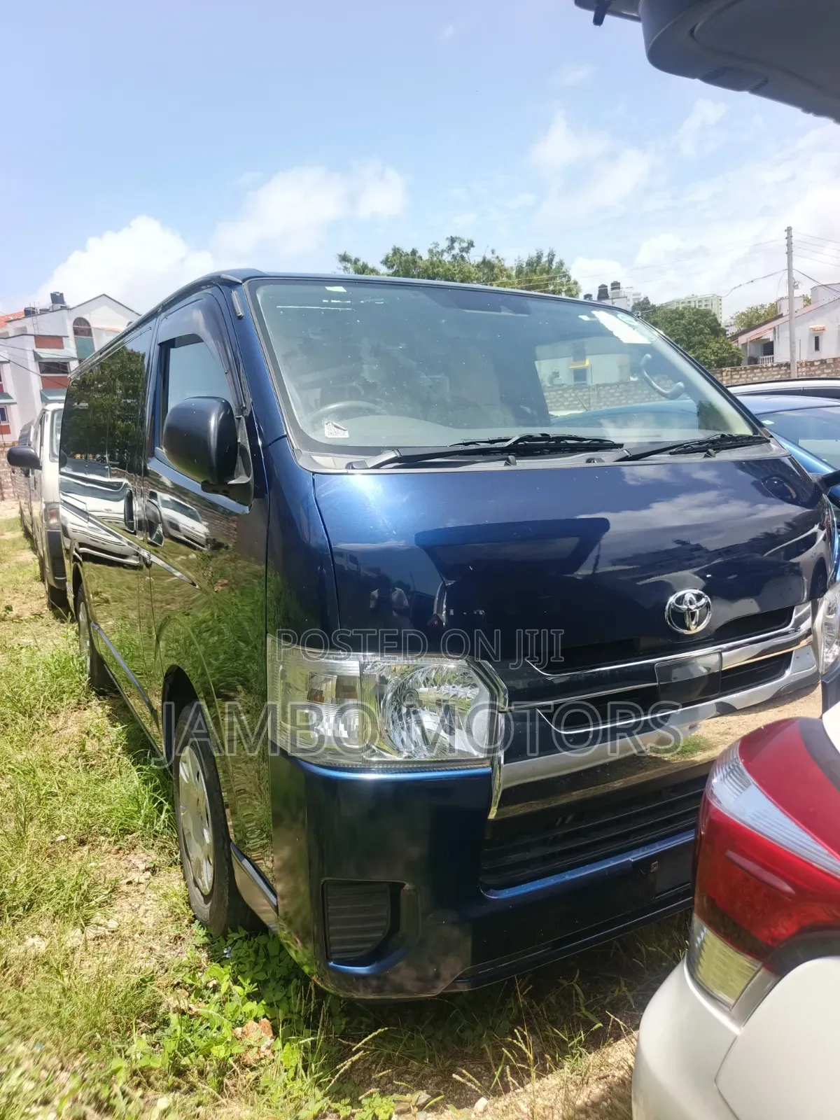 Toyota HiAce 2020 Blue