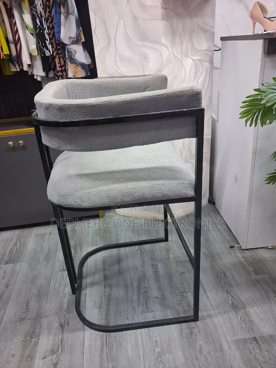 Modern High Counter Chairs, Color Gray