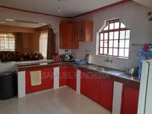 5bdrm Mansion in Kalimoni for sale