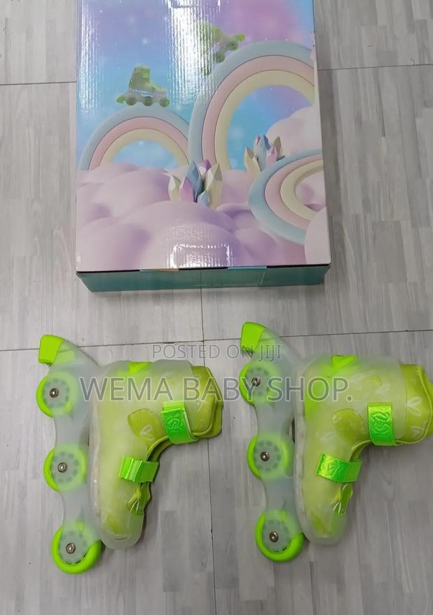  Rechargeable LED Skates  Set - thumbnail 8