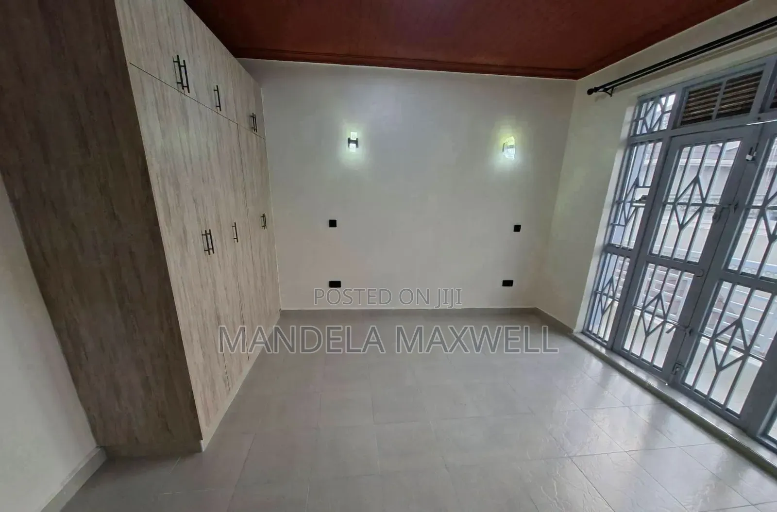5bdrm Maisonette in Katani for rent