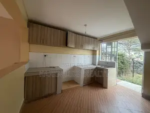 2bdrm Duplex in Karen for rent