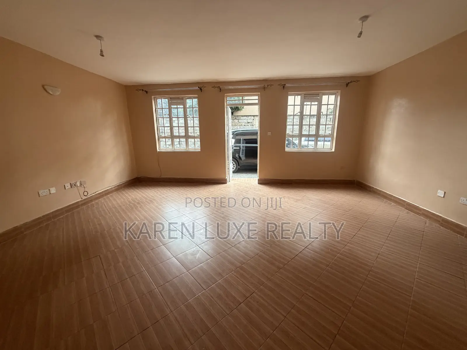 2bdrm Duplex in Karen for rent