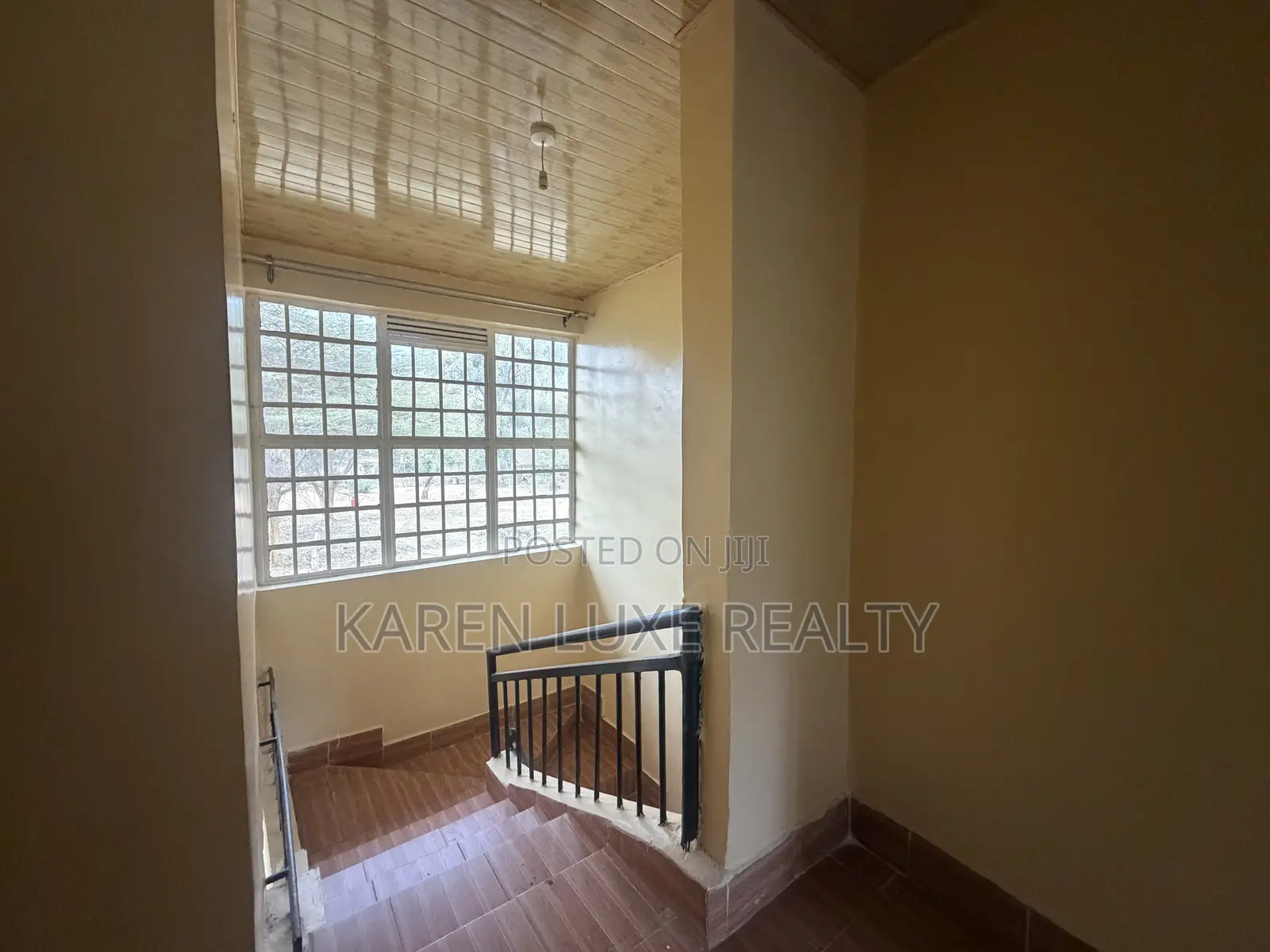 2bdrm Duplex in Karen for rent