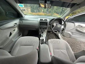 Toyota Axio 1.5 G 2WD 2011 Silver