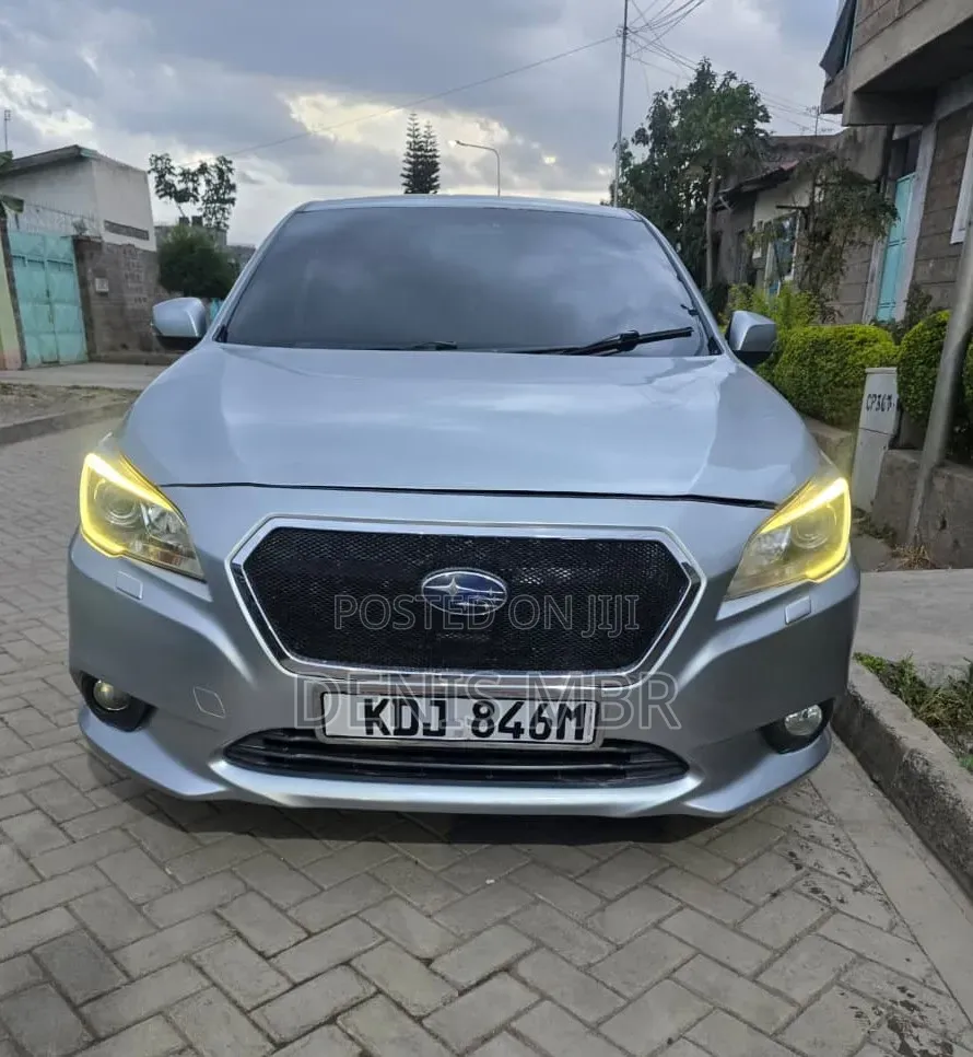 Subaru Legacy 2015 Silver