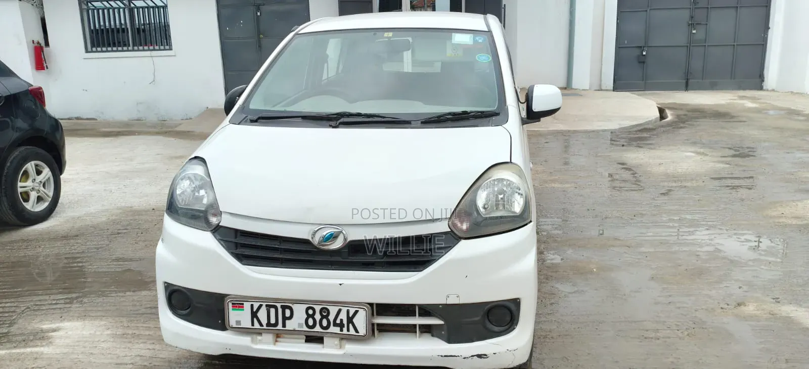 Daihatsu Mira 2017 White