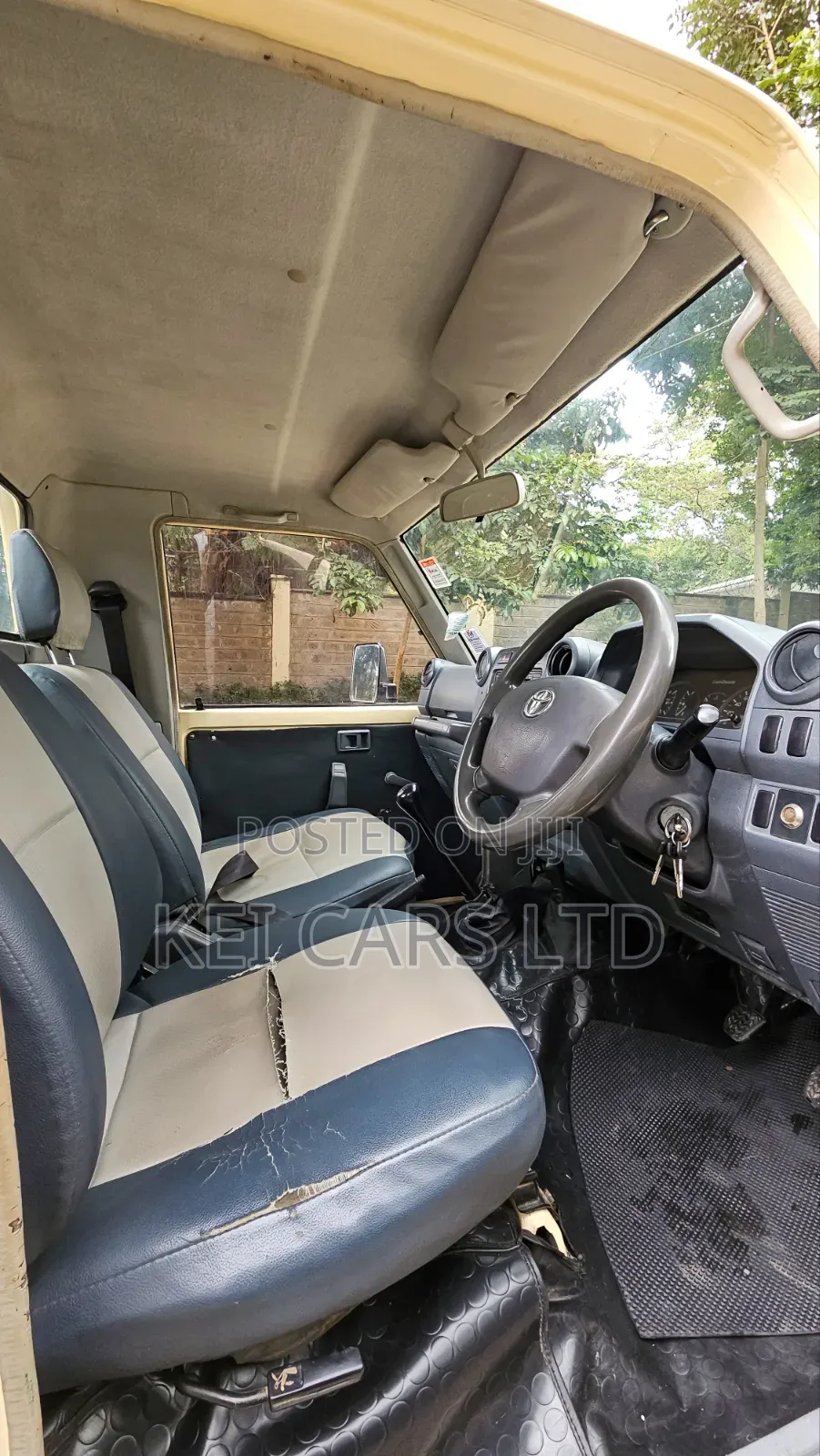 Toyota Land Cruiser 2013 Beige