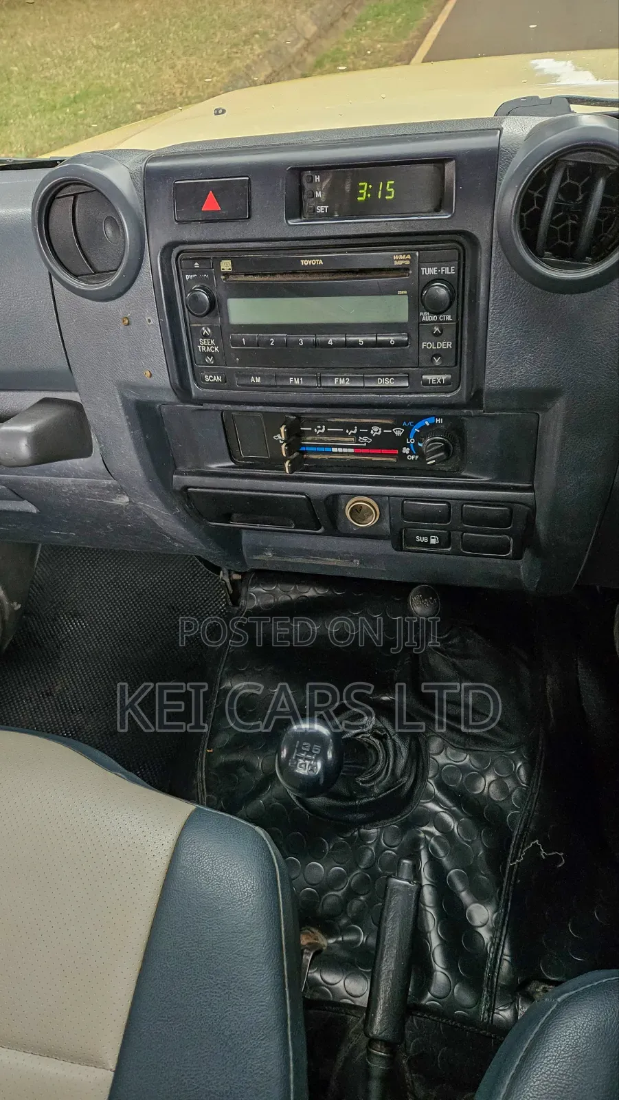 Toyota Land Cruiser 2013 Beige