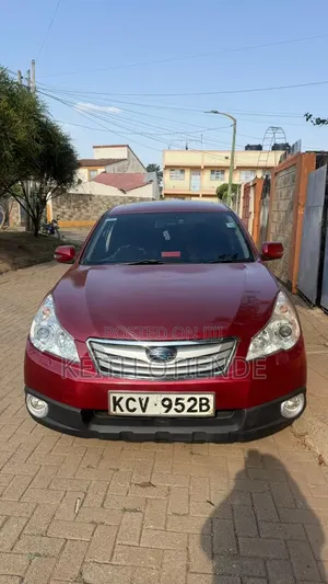 Subaru Outback 2.5i Premium 2013